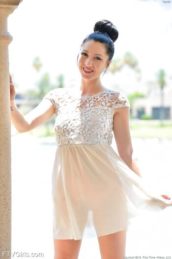 Lustful bridesmaid Carrie escapes to shove a huge dildo down her cooch