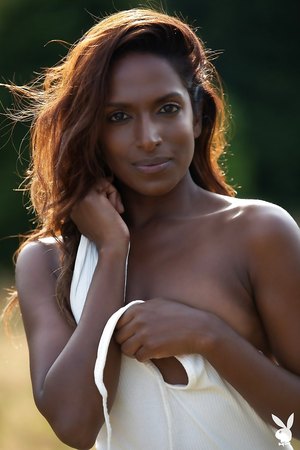 Beautiful nubian Nirmala Fernandes takes off her sexy white dress and poses naked