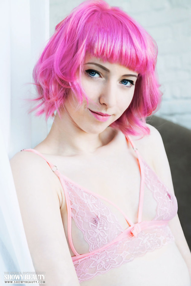 Pink Hair Girl Nude